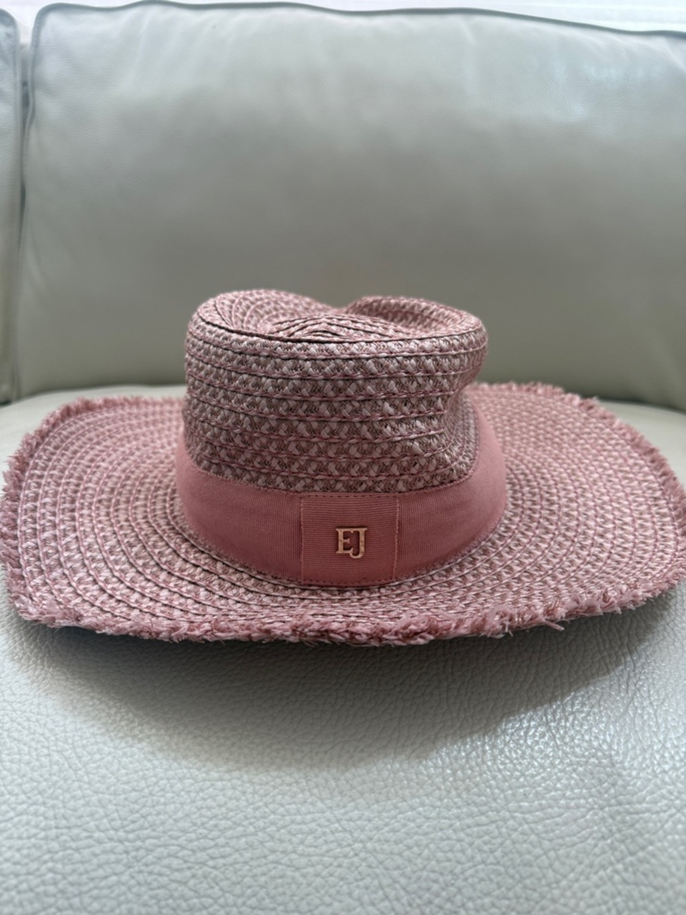 NEW Eric Javits Look Again Packable Blush Fedora
